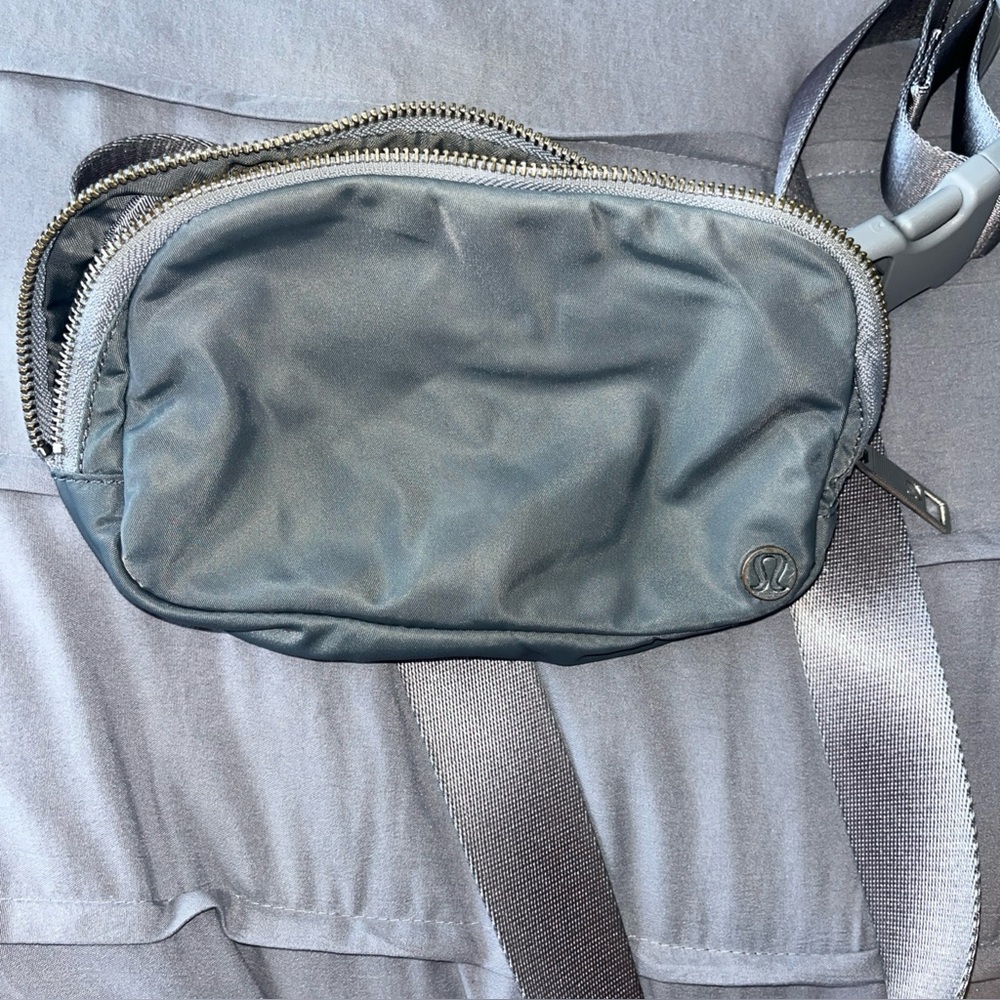 Lululemon Crossbody Belt Bag